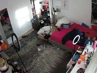 Camsoda Free Porn Cam of voyeurcam-hornyhostel-02