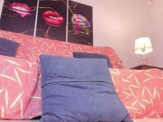 Camsoda Adult Webcams of yiovanna19
