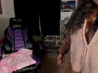 Camsoda Free Live Porn of karliekayozz