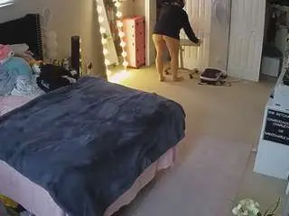 Camsoda Nude Webcam of voyeurcam-house-charleys-room