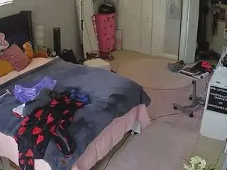 Camsoda Free Live Porn of voyeurcam-house-charleys-room