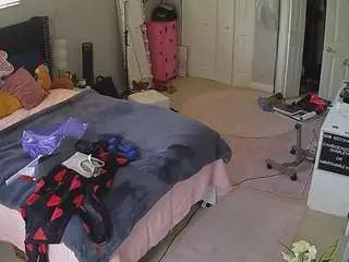 Camsoda Best live sex cam show of voyeurcam-house-charleys-room