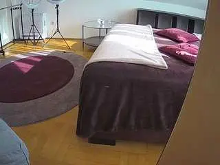 Camsoda Adult Webcams of voyeurcam-julmodels-whitebed-6