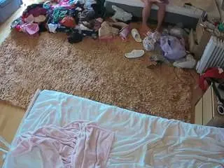 Camsoda Free Live Porn of voyeurcam-julmodels-whitebed-5