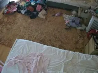 Camsoda Adult Webcam of voyeurcam-julmodels-whitebed-5