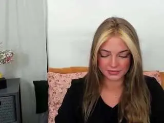 Camsoda Adult Webcams of lilyhoney