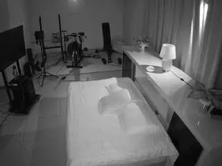 Camsoda Adult Video Chat of voyeurcam-jb-office-1