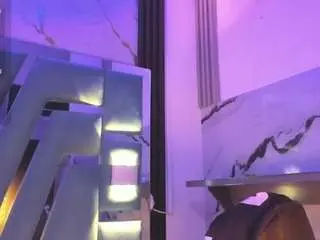 Camsoda Watch Live Sex Cams of emii-brown