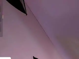 Camsoda Nude Webcam of stefany-collins