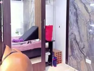 Camsoda Live Porn of laurasaenz01