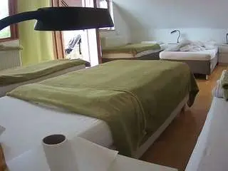 Camsoda Adult Webcams of voyeurcam-julmodels-bed-2