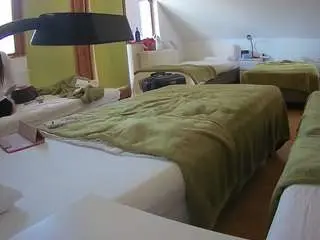 Camsoda Free Porn Cam of voyeurcam-julmodels-bed-2