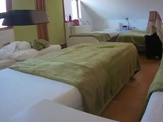 Camsoda Watch Live Sex Cams of voyeurcam-julmodels-bed-2