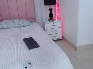Camsoda Sex Chat of ivyy-crystal
