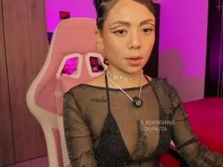 Camsoda Nude Webcam of xmoonshine