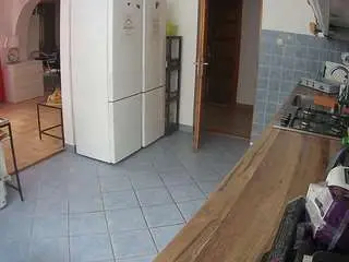 Camsoda Live Sex Cam of voyeurcam-julmodels-kitchen