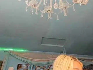 Camsoda Live Porn of adrianna777