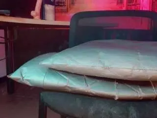Camsoda Live Sex Cam of emeli-roushot