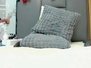 Camsoda Free Porn Cam of isisleroy