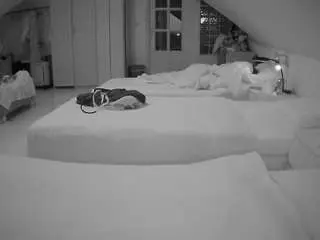 Camsoda Best live sex cam show of voyeurcam-julmodels-bed-3