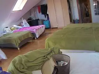 Camsoda Best Webcam of voyeurcam-julmodels-bed-3