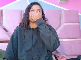 Camsoda Live Porn of angelinajoliee