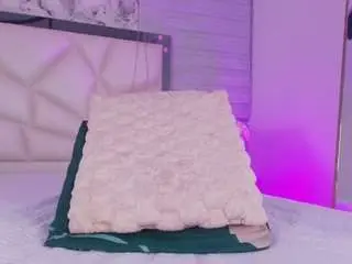 Camsoda Watch Live Sex Cams of kenda-ll