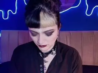 Camsoda Sex Cam of jeannesabatier