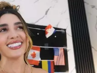 Camsoda Watch Live Sex Cams of annyy-rosse
