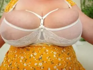 Camsoda Free Porn Cam of happyalice