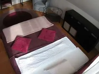 Camsoda Adult Webcam of voyeurcam-julmodels-whitebed-2