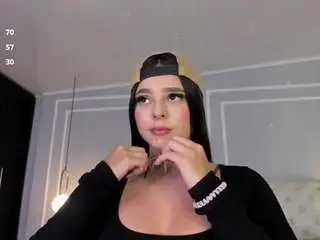 Camsoda Sex Cam of violeta-olsen