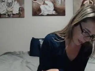 Camsoda Free Porn Cam of lustful-lexie