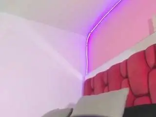 Camsoda Private Sex Chat of sexxy-naomi