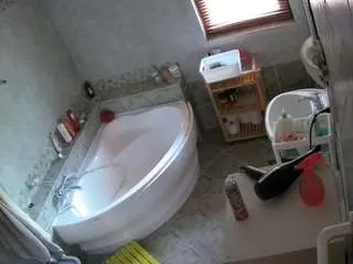 Camsoda Best live sex cam show of voyeurcam-julmodels-bath-1st-2
