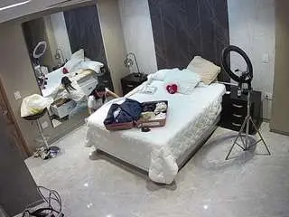 Camsoda Nude Webcam of voyeurcam-casa-salsa-bedroom-4
