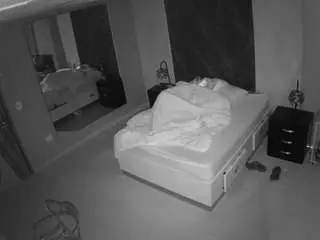 Camsoda Private Sex Chat of voyeurcam-casa-salsa-bedroom-4