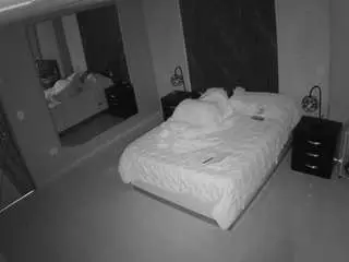 Camsoda Free Porn Cam of voyeurcam-casa-salsa-bedroom-4