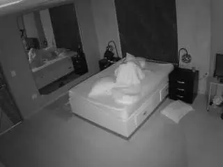 Camsoda Nude Webcam of voyeurcam-casa-salsa-bedroom-4