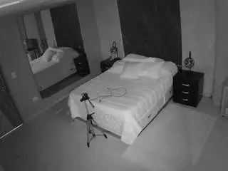 Camsoda Live Sex of voyeurcam-casa-salsa-bedroom-4