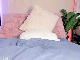 Camsoda Sex Cam of mia-mystic