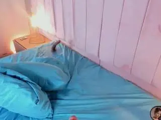 Camsoda Best Webcam of hillary-collins
