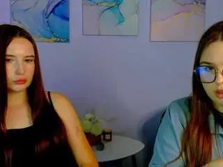 Camsoda Nude Webcam of caroline-rose