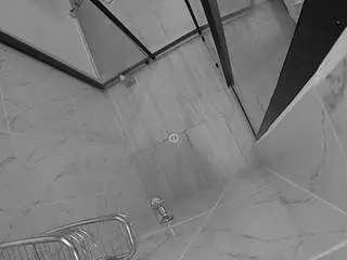 Camsoda Nude Webcam of voyeurcam-jb-shower-2