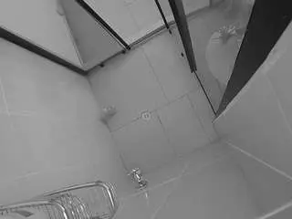 Camsoda Live Porn of voyeurcam-jb-shower-2