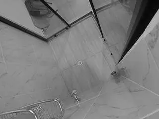 Camsoda Nude Webcam of voyeurcam-jb-shower-2