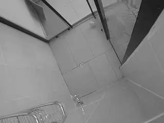 Camsoda Free Porn Cam of voyeurcam-jb-shower-2