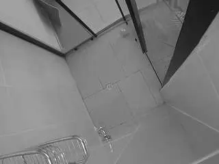 Camsoda Private Sex Chat of voyeurcam-jb-shower-2