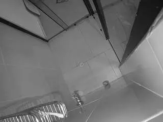 Camsoda Live Sex Cam of voyeurcam-jb-shower-2