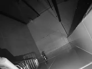 Camsoda Private Sex Chat of voyeurcam-jb-shower-2